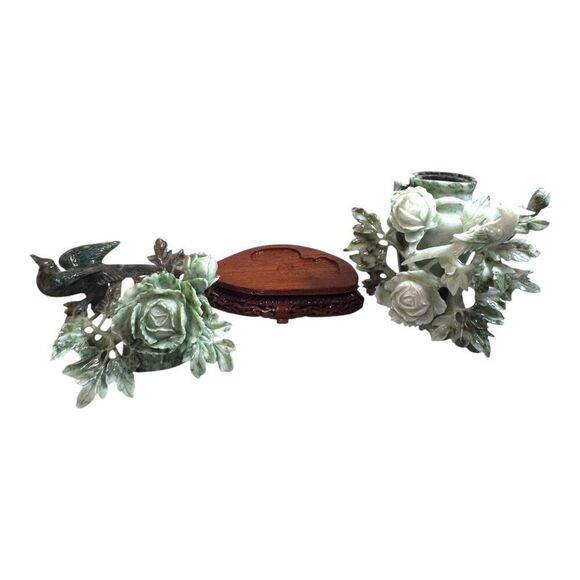 Antique Chinoiserie Carved Jade Bird & Peonies Flower Statue Vintage Wooden Base - Picture 5 of 10